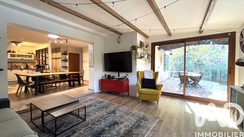 Maison - 110 m² - 4 pièces