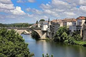 Visite libre et en toute autonomie avec votre smartphone de la Bastide fluviale de Villeneuve sur Lot