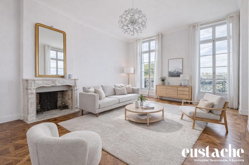 Appartement - 140 m² - 4 pièces