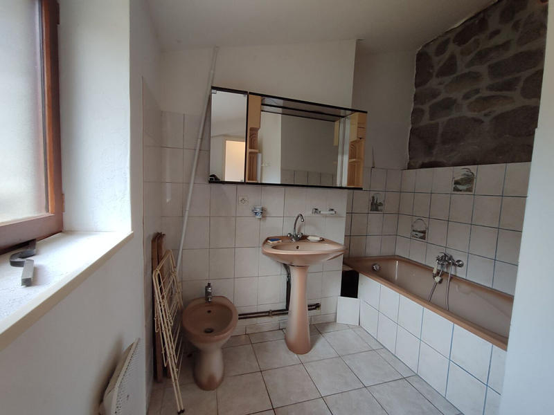 Maison - 96 m² - 4 pièces