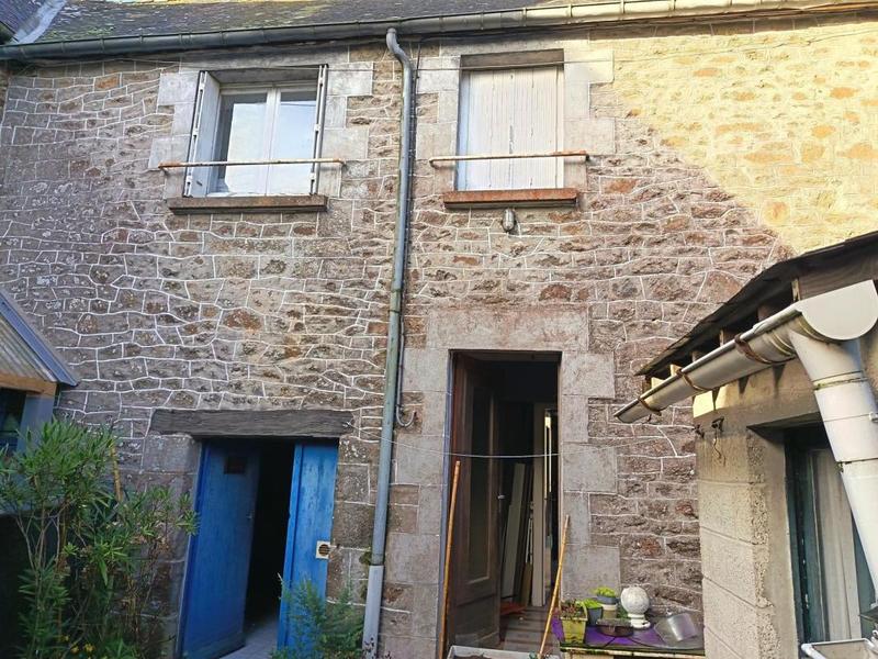 Maison - 145 m² - 10 pièces