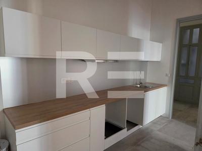 Appartement - 123 m² - 5 pièces