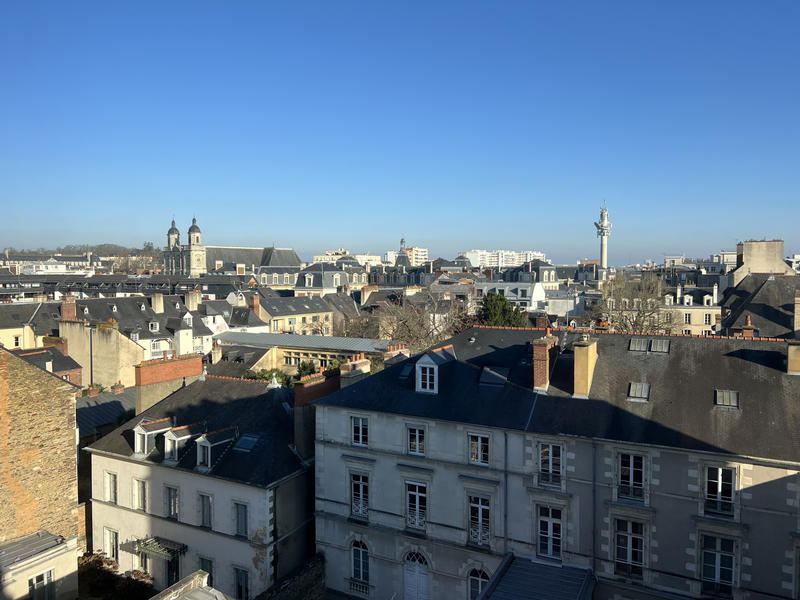 Appartement - 110 m² - 4 pièces