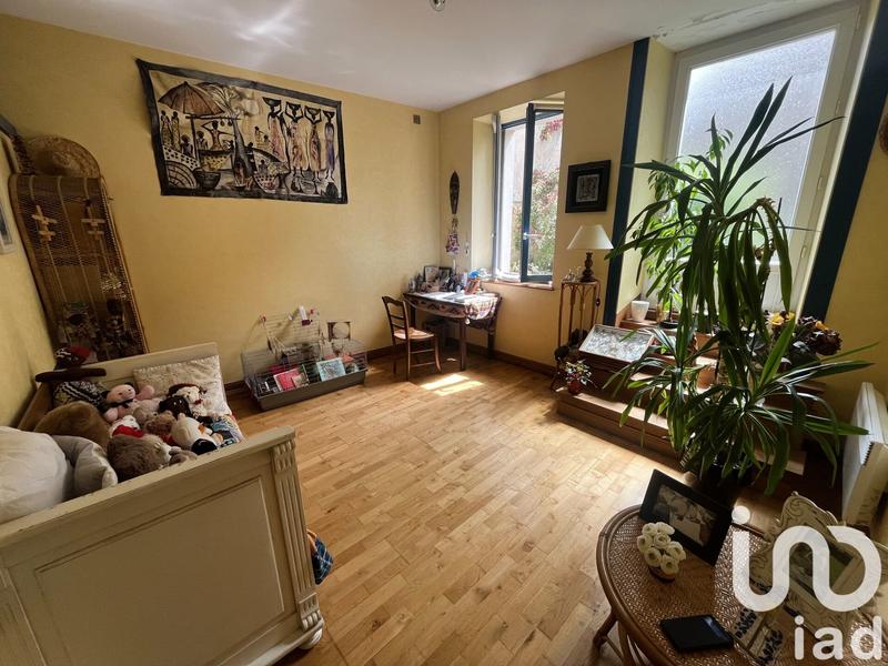 Maison - 246 m² - 7 pièces