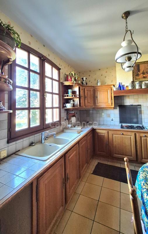 Maison - 200 m² - 6 pièces