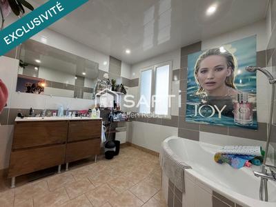 Maison - 112 m² - 4 pièces