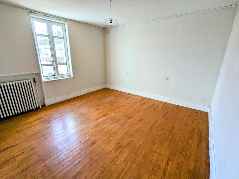 Maison - 88 m² - 4 pièces