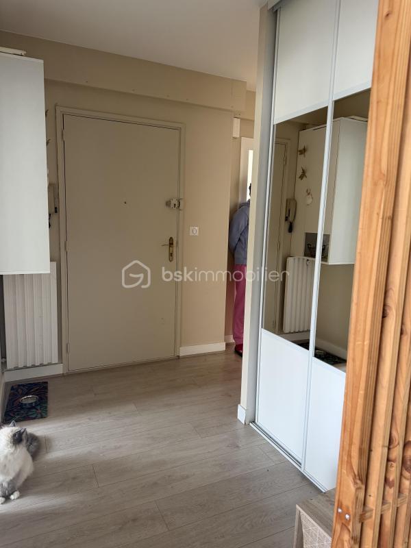 Appartement - 77 m² - 4 pièces