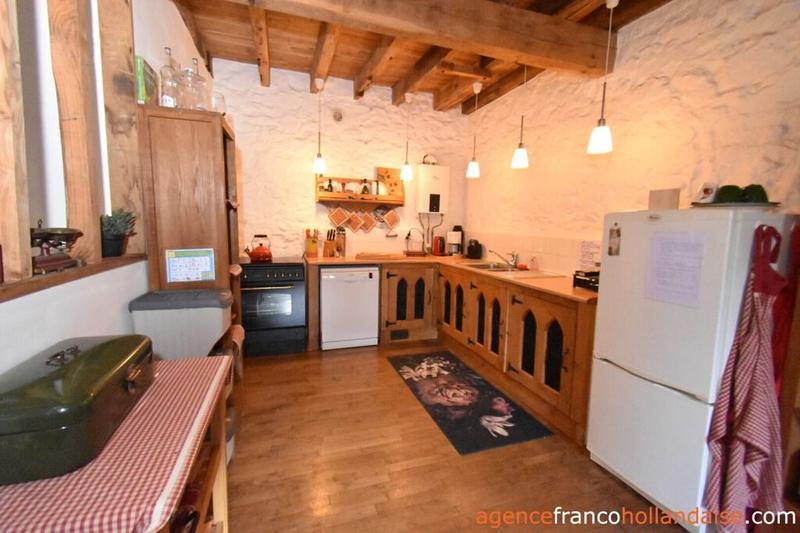 Moulin - 355 m² - 10 pièces