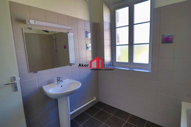 Appartement - 95 m² - 3 pièces