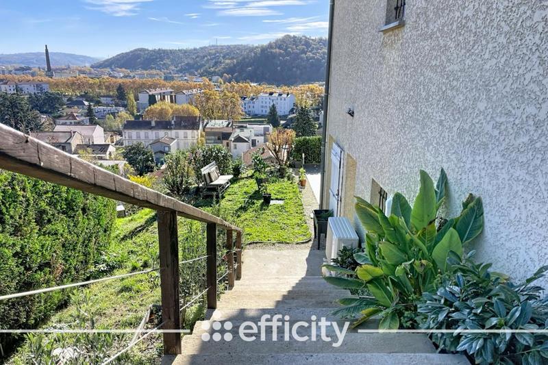 Maison - 134 m² - 5 pièces