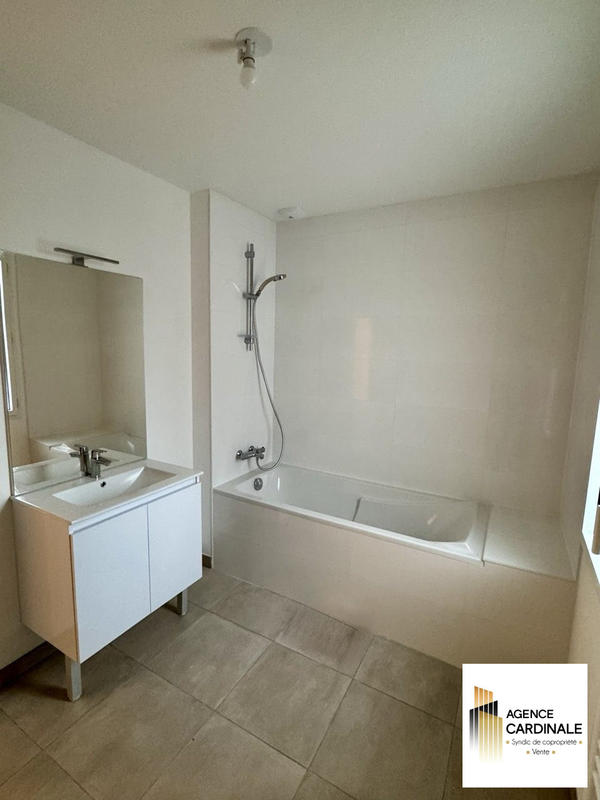 Maison - 103 m² - 4 pièces