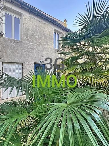 Maison de ville - 160 m² - 6 pièces