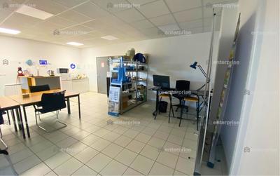 Local d'activité / Entrepôt - 202 m²