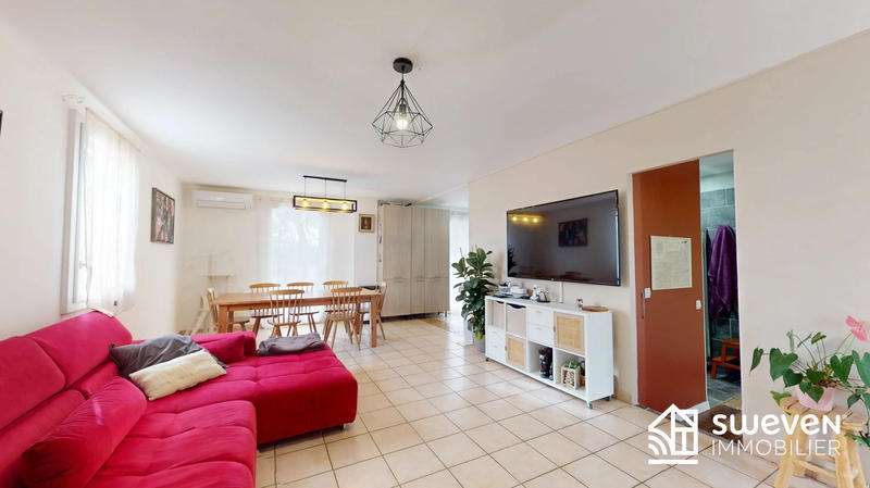 Villa - 104 m² - 6 pièces