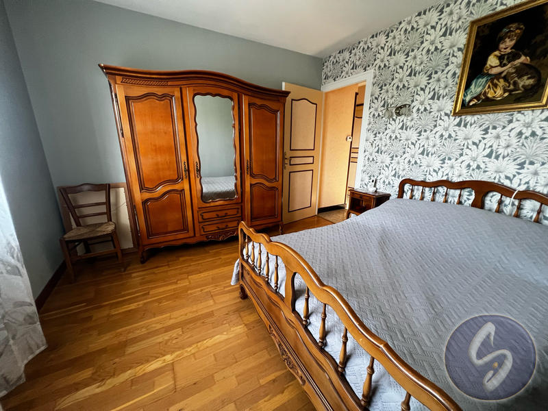 Maison - 128 m² - 7 pièces