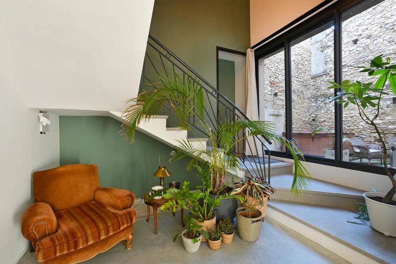 Maison - 250 m² - 7 pièces