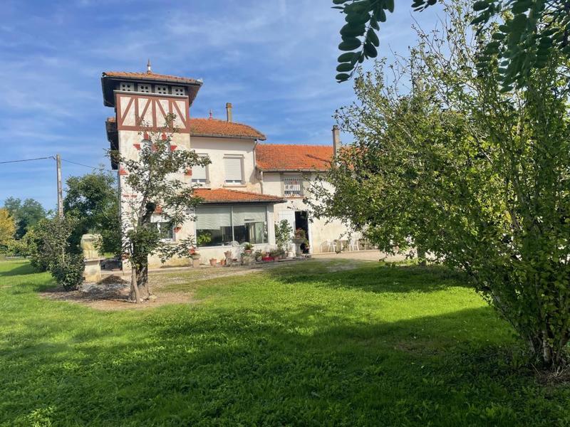 Maison de campagne - 230 m² - 6 pièces