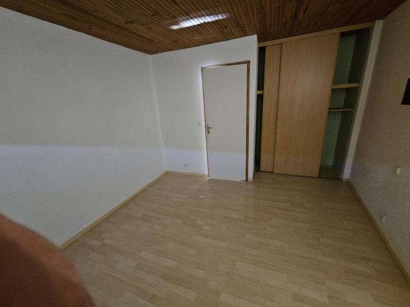 Maison - 220 m² - 8 pièces