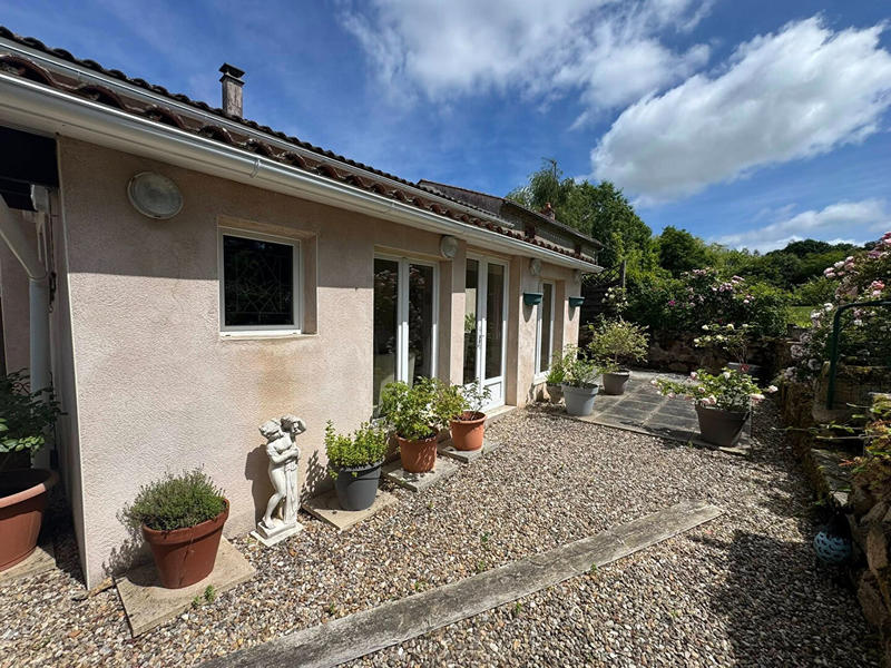 Maison - 107 m² - 5 pièces