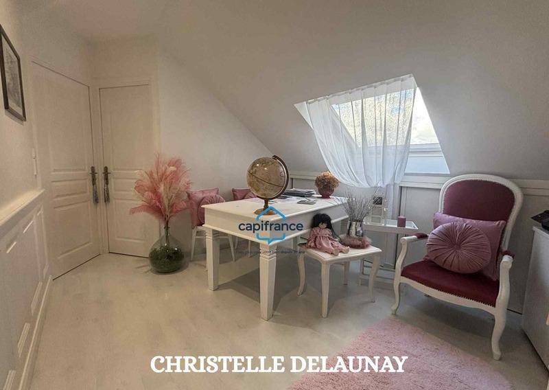 Maison - 185 m² - 7 pièces