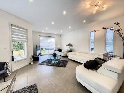 Maison - 190 m² - 7 pièces