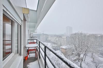 Appartement - 100 m² - 5 pièces