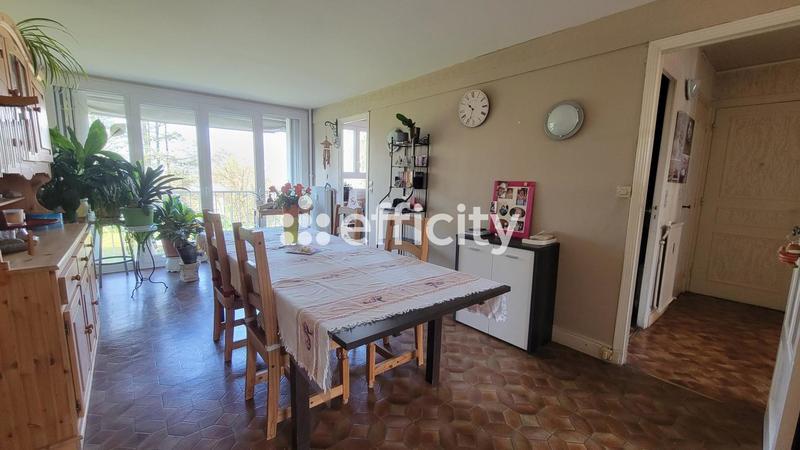 Appartement - 72 m² - 4 pièces
