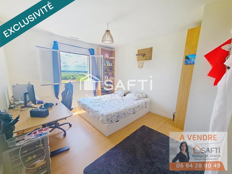 Maison - 180 m² - 6 pièces