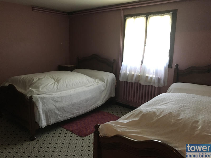 Maison - 170 m² - 7 pièces