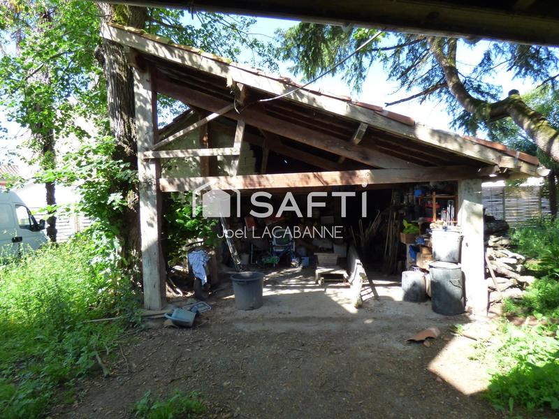 Maison - 180 m² - 8 pièces