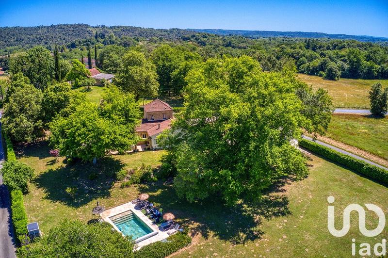 Maison - 158 m² - 4 pièces