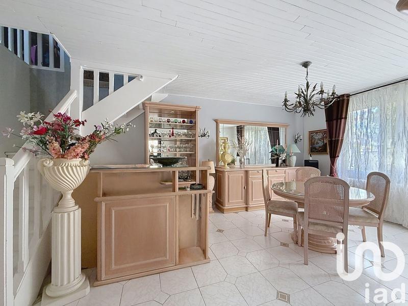 Maison - 129 m² - 6 pièces