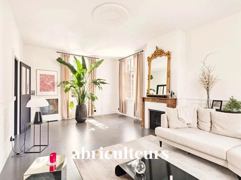 Maison - 152 m² - 7 pièces