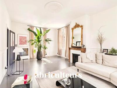 Maison - 152 m² - 7 pièces