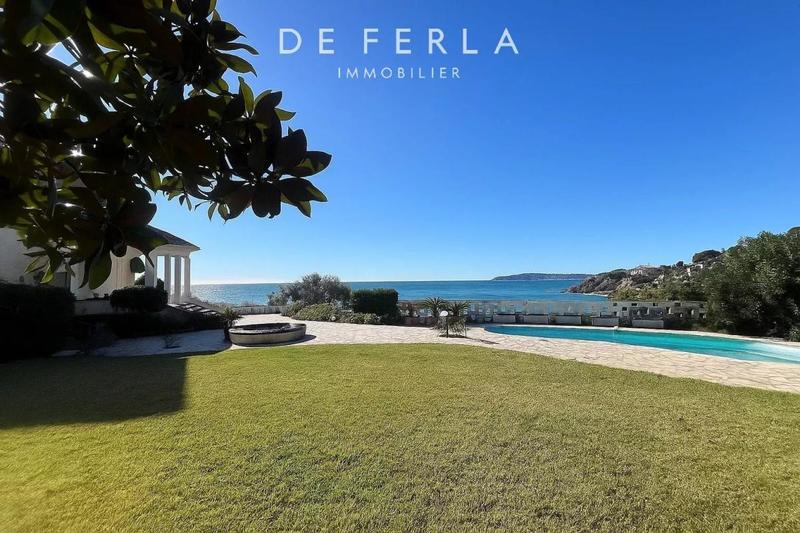 Villa - 410 m² - 1 pièce