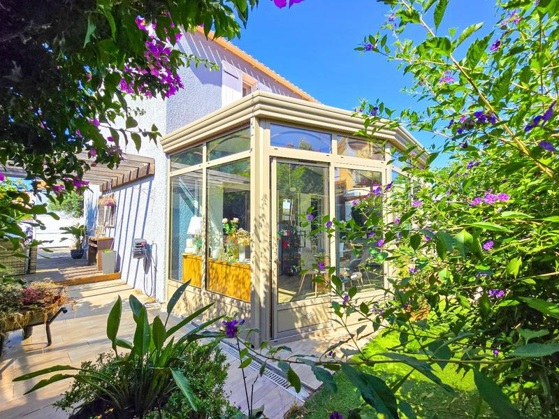 Maison - 101 m² - 4 pièces