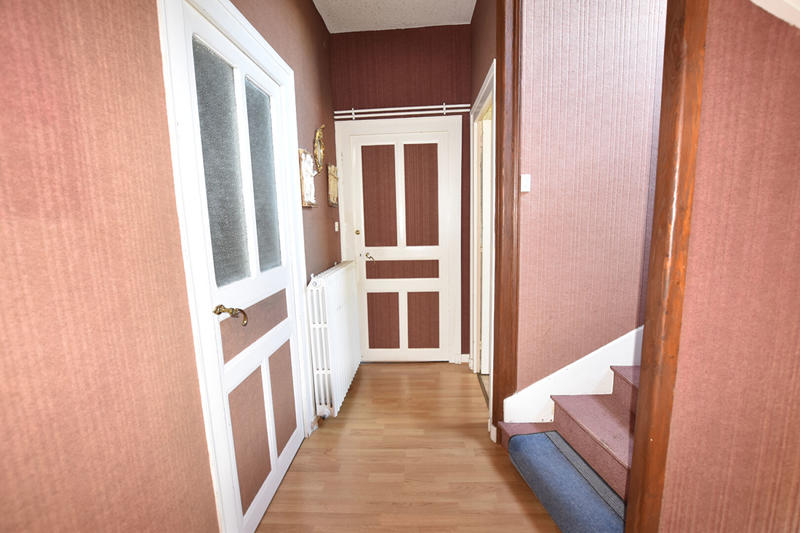 Maison - 227 m² - 11 pièces