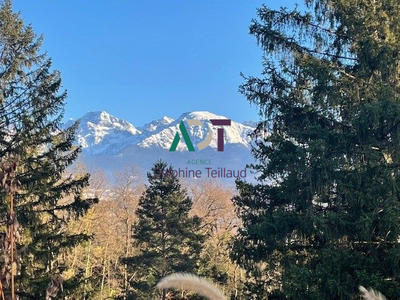 Appartement - 169 m² - 4 pièces