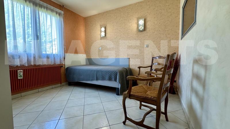 Maison de village - 121 m² - 8 pièces