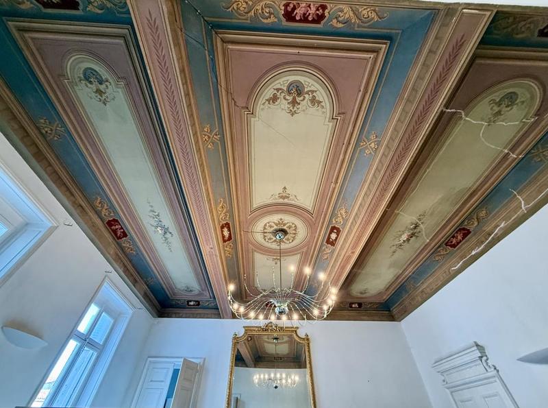 Appartement bourgeois - 280 m² - 4 pièces