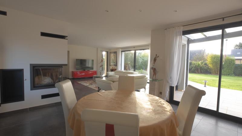 Villa - 199 m² - 7 pièces