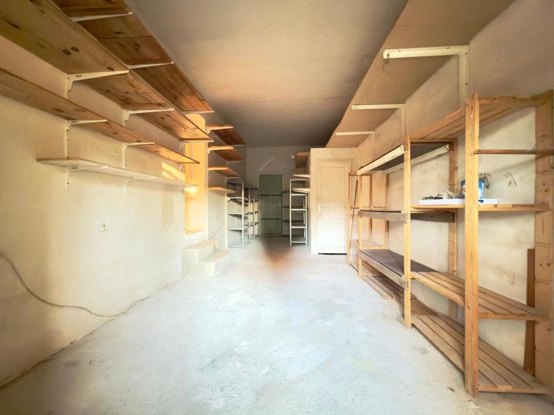 Propriété - 187 m² - 7 pièces