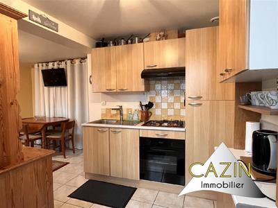 Maison - 60 m² - 9 pièces