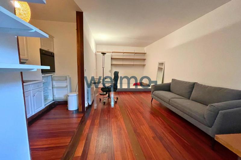 Studio - 40 m² - 1 pièce