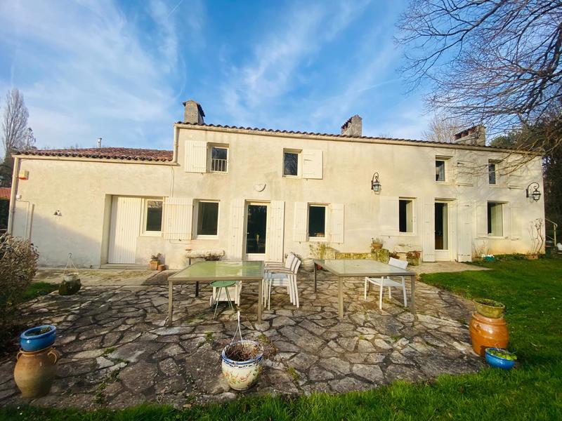 Maison - 155 m² - 7 pièces