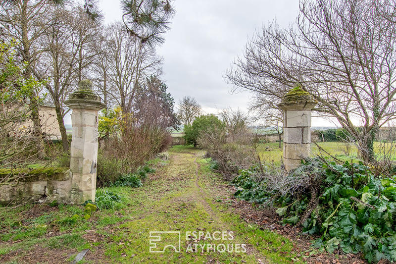 Maison - 460 m² - 12 pièces