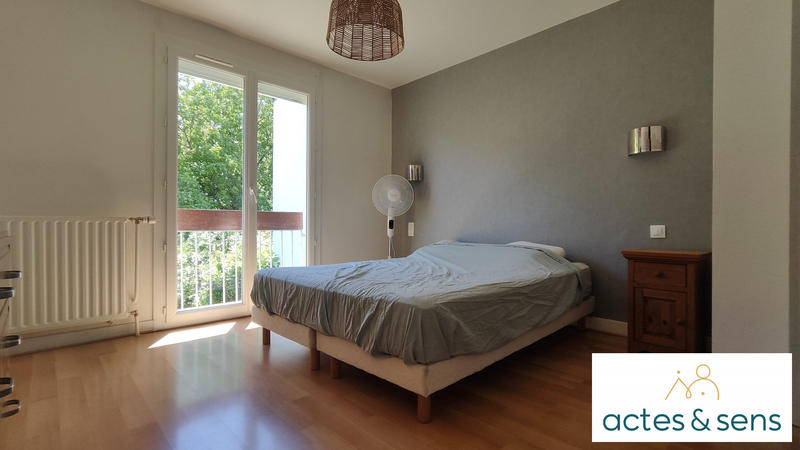 Maison - 94 m² - 6 pièces