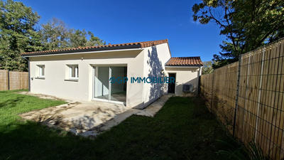 Maison - 98 m² - 4 pièces