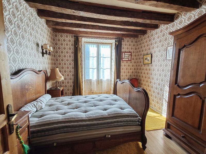 Maison - 210 m² - 7 pièces